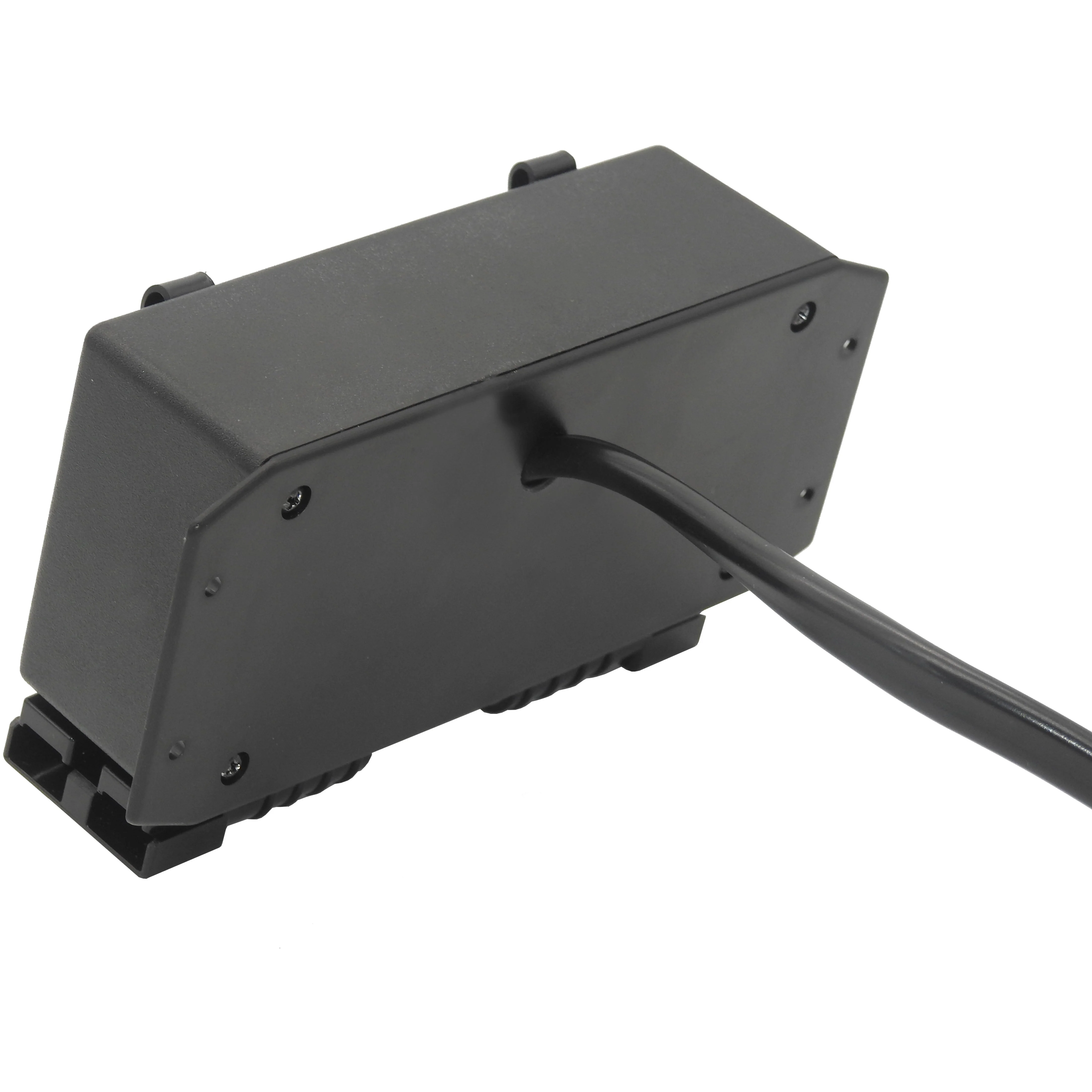Weatherproof model Control Box with Volt meter 2 x sockets 2 x 50 Amp Anderson - Image 4